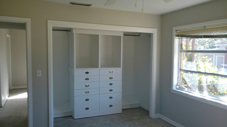 1103 Sumter St. — 4