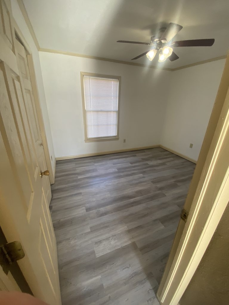 208 Eden Ct. — 4