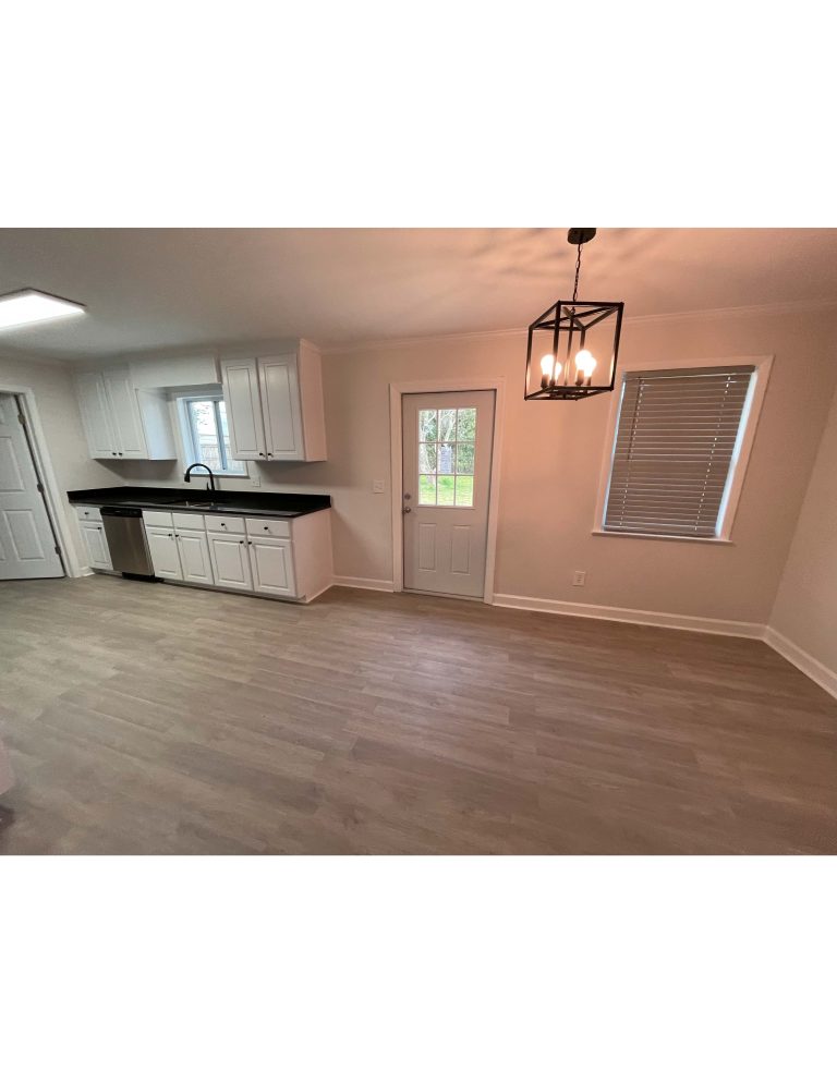 216 J Saunders Rd. — 2